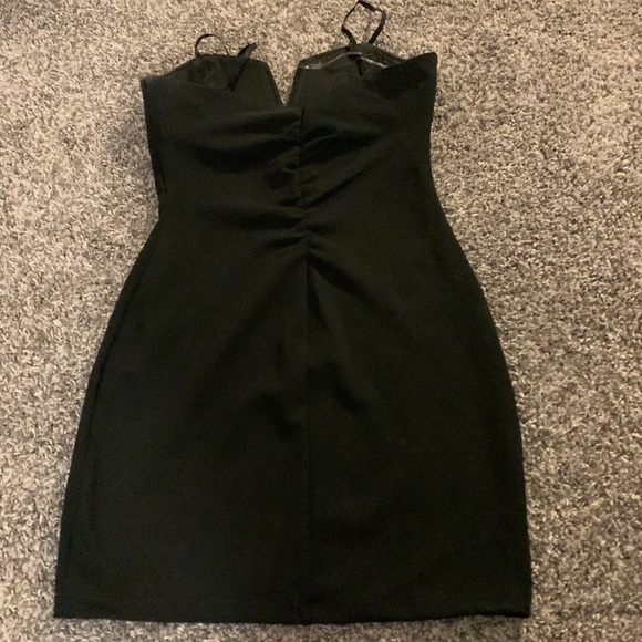 Black mini dress from Windsor - Picture 3 of 3